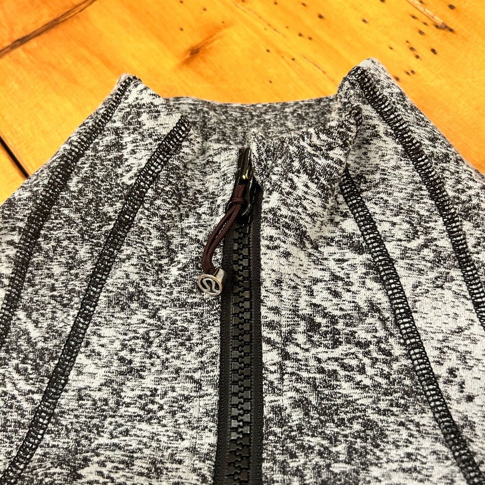 Lululemon Define Jacket Gray Speckle - image 2